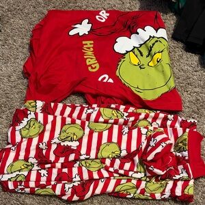 Dr. Seuss Grinch Red and White Kids Pajama Set